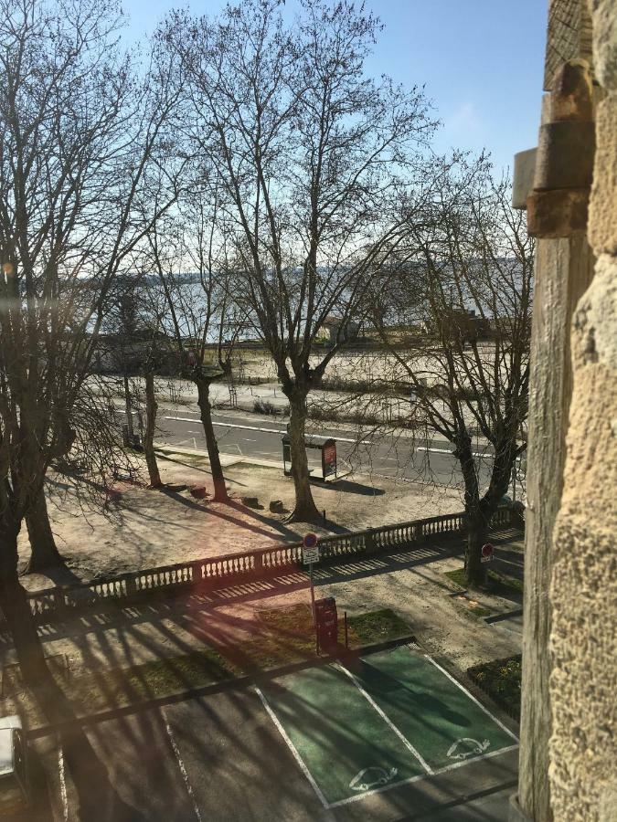 Gite La Tropezienne Бле Екстериор снимка